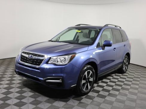Used 2018 Subaru Forester 2.5i Premium w/ All-Weather Package image 1