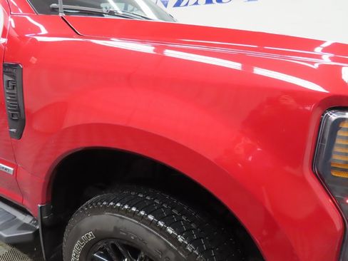 Used 2022 Ford F350 Lariat image 28