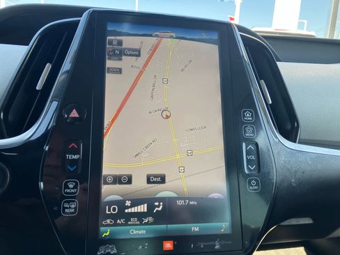 Used 2022 Toyota Prius Limited w/ Premium Convenience Package image 22