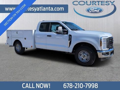 New 2026 Ford F250 XL w/ XL Chrome Package image 1