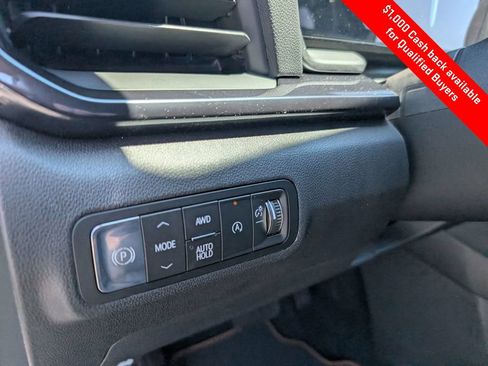 New 2026 GMC Terrain AT4 w/ Technology Package II AWD/4WD image 18