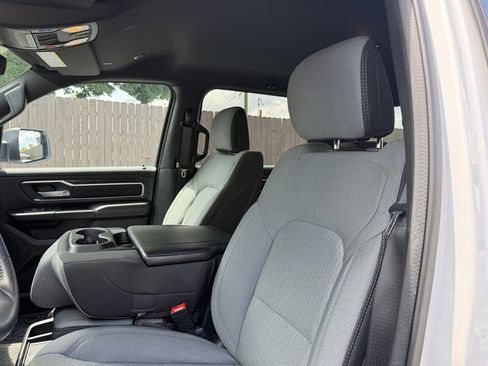 Used 2023 RAM 1500 Big Horn AWD/4WD image 25