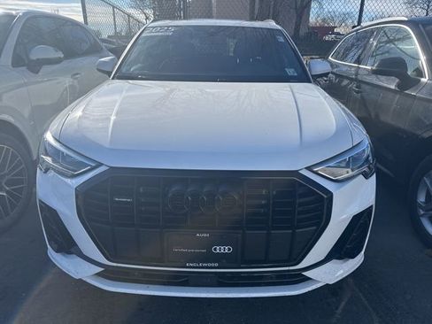 Certified 2025 Audi Q3 2.0T Premium w/ Convenience Package image 4