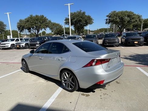 Used 2016 Lexus IS 200t image 7