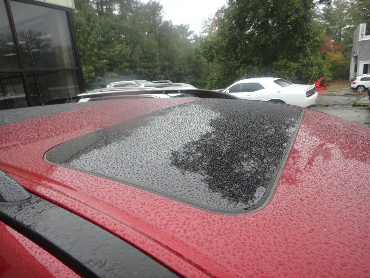 Used 2020 Nissan Pathfinder SL AWD/4WD image 18