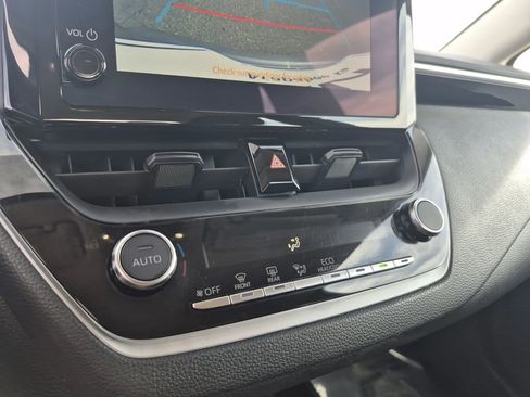 Used 2024 Toyota Corolla LE image 22