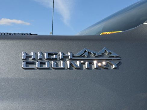 Used 2024 Chevrolet Silverado 2500 High Country w/ Technology Package image 30