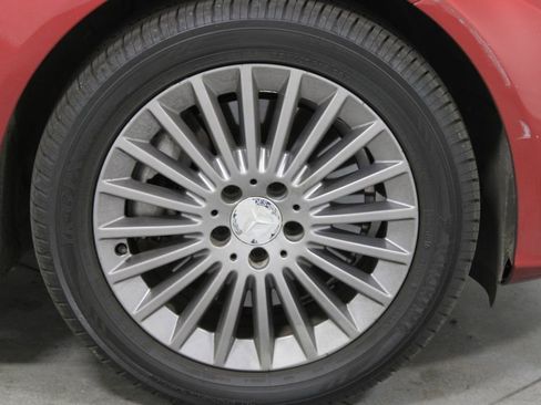 Used 2016 Mercedes-Benz C 300 4MATIC Sedan w/ Surround View Package image 11