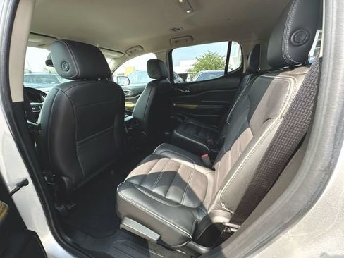 Used 2018 GMC Acadia Denali AWD/4WD image 21