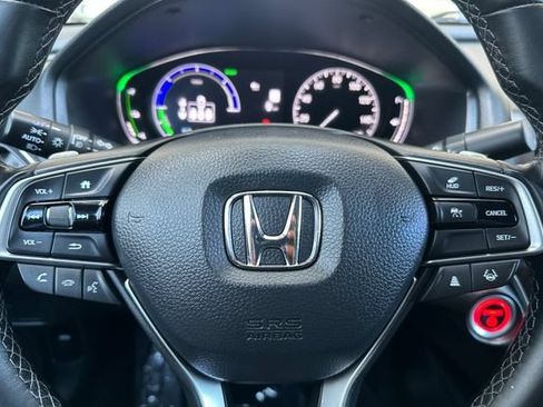 Used 2022 Honda Accord Touring image 19