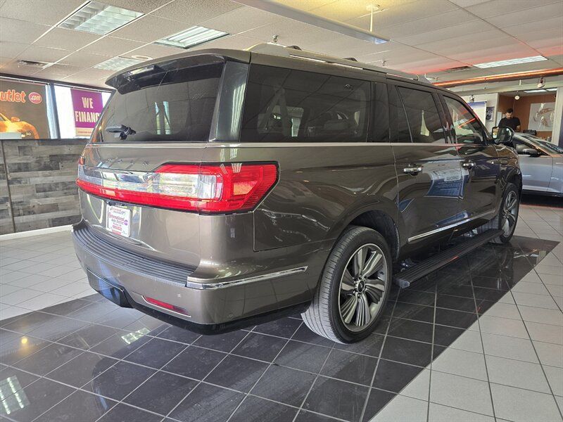 Used 2018 Lincoln Navigator L Black Label AWD/4WD image 4