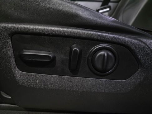 Used 2020 GMC Sierra 1500 SLT w/ SLT Premium Package AWD/4WD image 32