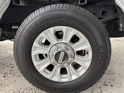 Used 2021 Ford F250 XLT w/ Snow Plow Prep Package AWD/4WD image 29