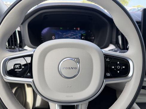 New 2026 Volvo XC60 T8 Ultra w/ Climate Package AWD/4WD image 30