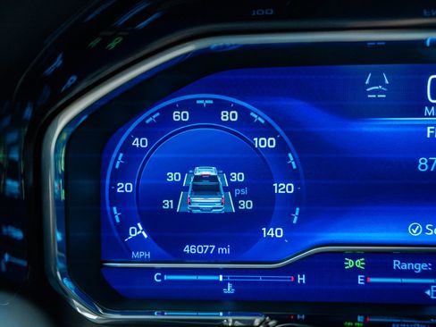 Used 2023 Chevrolet Silverado 1500 High Country w/ High Country Premium Package image 55