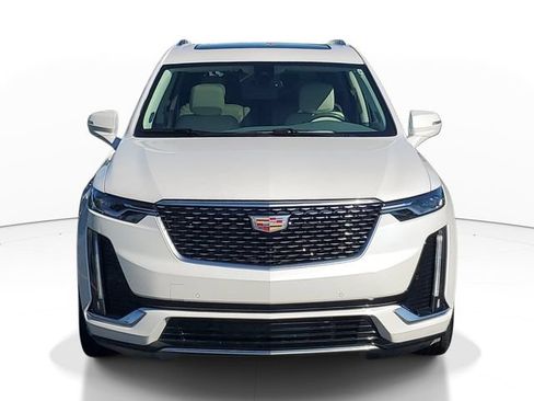 Certified 2024 Cadillac XT6 Premium Luxury w/ LPO, Floor Liner Package AWD/4WD image 5