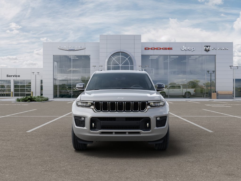 New 2025 Jeep Grand Cherokee Overland w/ Adv Protech Group III AWD/4WD image 7
