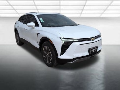 New 2026 Chevrolet Blazer EV LT image 1