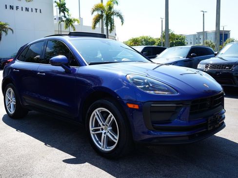 Used 2024 Porsche Macan AWD/4WD image 13