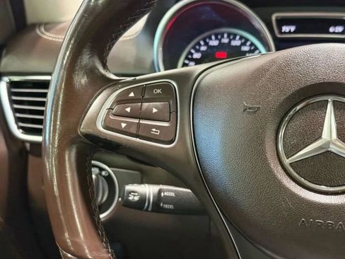 Used 2018 Mercedes-Benz GLE 43 AMG 4MATIC w/ Premium 3 Package image 16