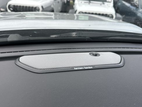 New 2026 RAM 2500 Laramie AWD/4WD image 8