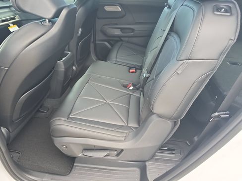 New 2027 Kia Telluride EX FWD image 17