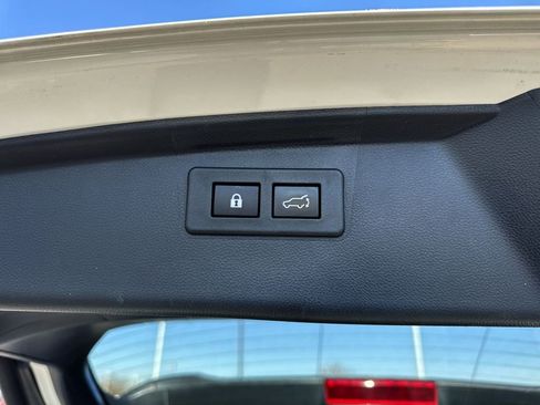 Used 2021 Subaru Outback Limited XT AWD/4WD image 27