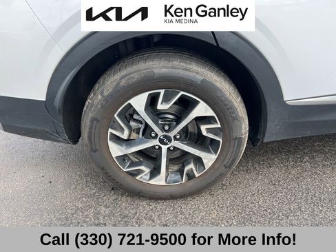 Certified 2024 Kia Sportage EX image 23