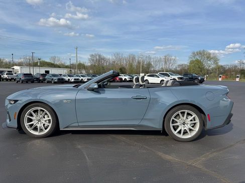Used 2024 Ford Mustang GT Premium RWD image 8