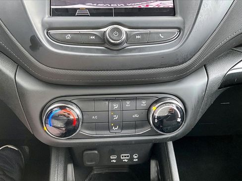 Used 2022 Chevrolet TrailBlazer LS image 14