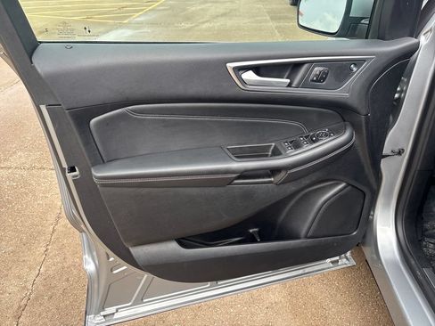 Certified 2024 Ford Edge Titanium AWD/4WD image 13