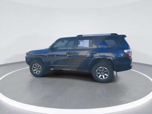 Used 2022 Toyota 4Runner SR5 Premium image 6