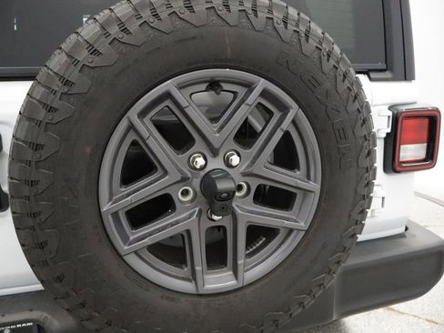 New 2026 Jeep Wrangler Unlimited Sport AWD/4WD image 19