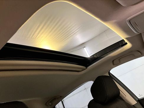 Used 2023 Honda Accord EX image 14