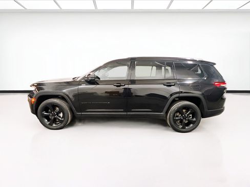 Used 2022 Jeep Grand Cherokee L Laredo RWD image 22