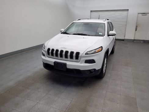 Used 2018 Jeep Cherokee Latitude Plus image 15