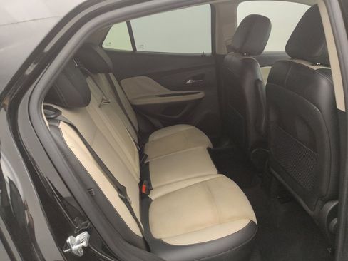 Used 2020 Buick Encore Preferred FWD image 19
