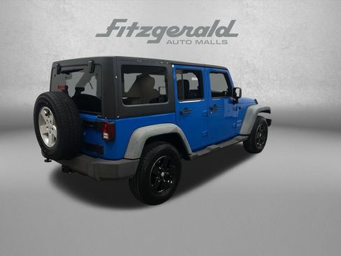 Used 2012 Jeep Wrangler Unlimited Sport AWD/4WD image 7