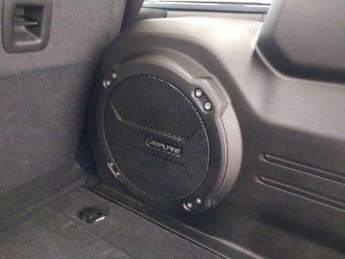 Used 2024 Jeep Wrangler Unlimited Rubicon image 31