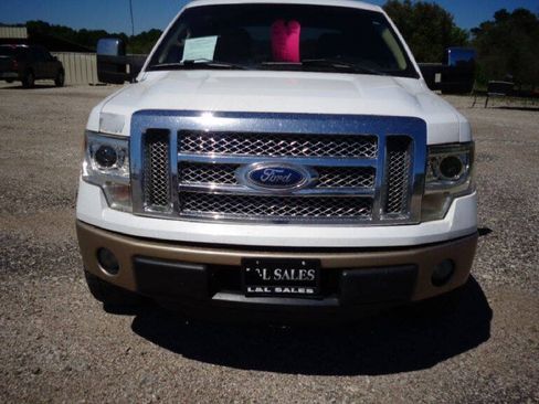 Used 2011 Ford F150 Lariat w/ Lariat Chrome Pkg RWD image 2
