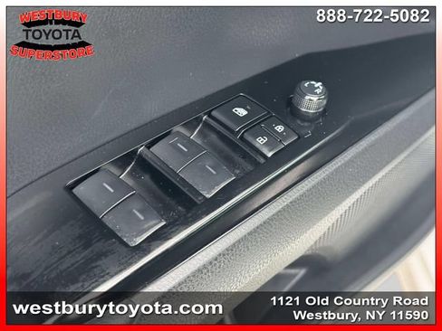 Used 2025 Toyota Camry SE w/ Convenience Package AWD/4WD image 19