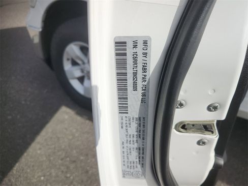 Used 2022 RAM 1500 Classic SLT w/ Protection Group image 20