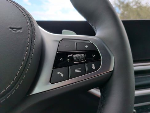 Used 2026 BMW X7 xDrive40i image 24