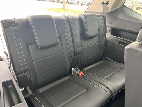 Used 2022 Volkswagen Atlas SE w/ Panoramic Sunroof Package image 31