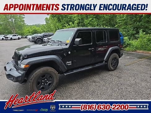 Used 2021 Jeep Wrangler Unlimited Sport AWD/4WD image 2