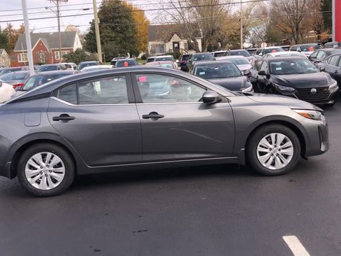 New 2025 Nissan Sentra S image 9