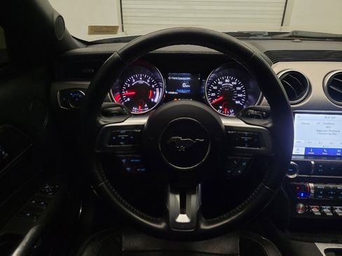 Used 2020 Ford Mustang Premium image 22