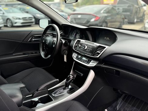 Used 2014 Honda Accord Sport image 31