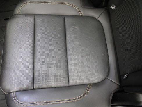 Used 2020 Chevrolet Traverse Premier AWD/4WD image 18