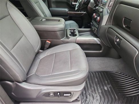 Used 2021 Chevrolet Silverado 2500 LTZ w/ LTZ Premium Package image 28